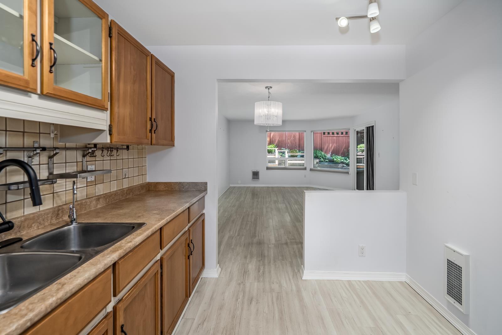 309 1350 Vidal Street, White Rock, British Columbia  V4B 5G6 - Photo 13 - R3131637