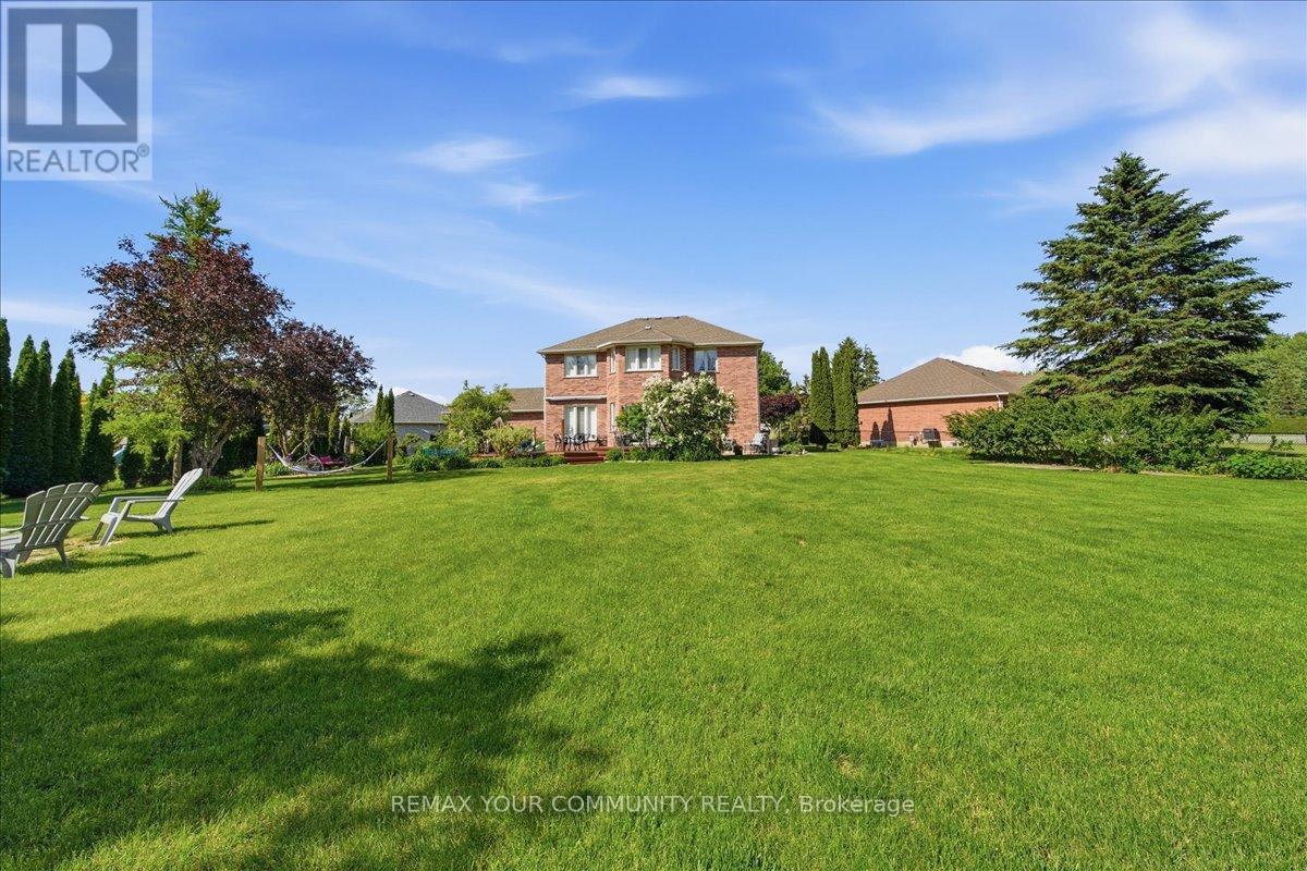 14 Oxford Court, East Gwillimbury (Sharon), Ontario  L0G 1V0 - Photo 44 - N13248094