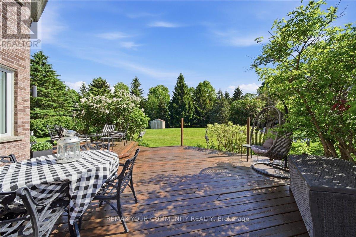 14 Oxford Court, East Gwillimbury (Sharon), Ontario  L0G 1V0 - Photo 49 - N13248094