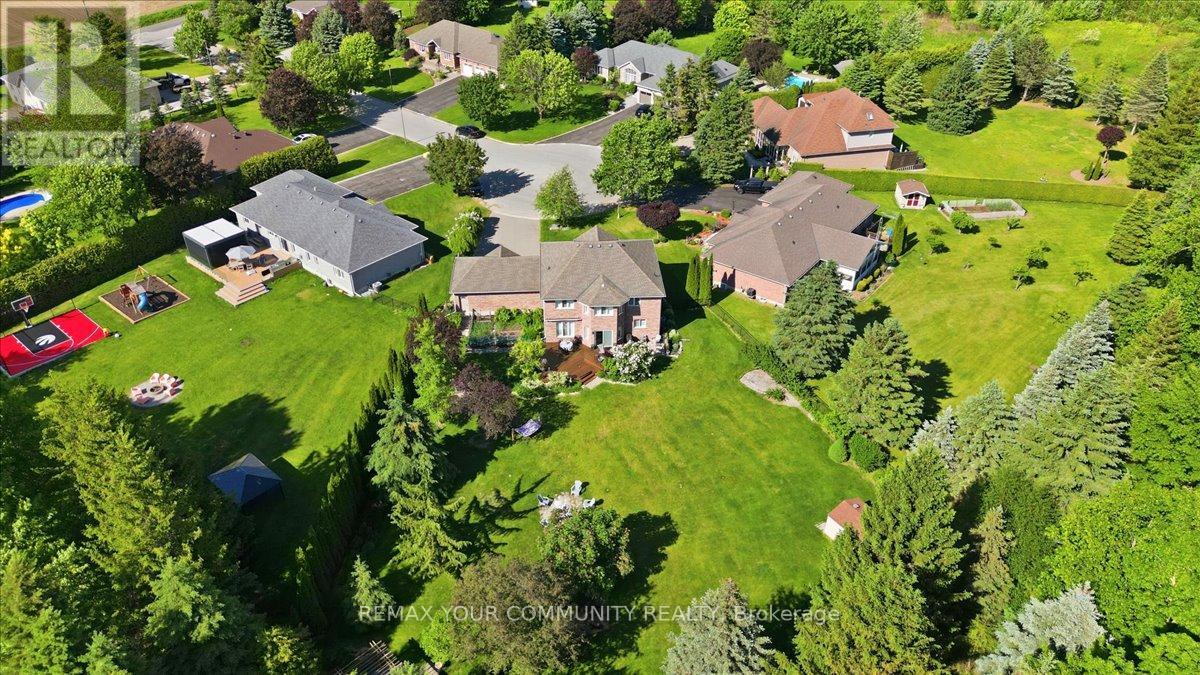 14 Oxford Court, East Gwillimbury (Sharon), Ontario  L0G 1V0 - Photo 6 - N13248094