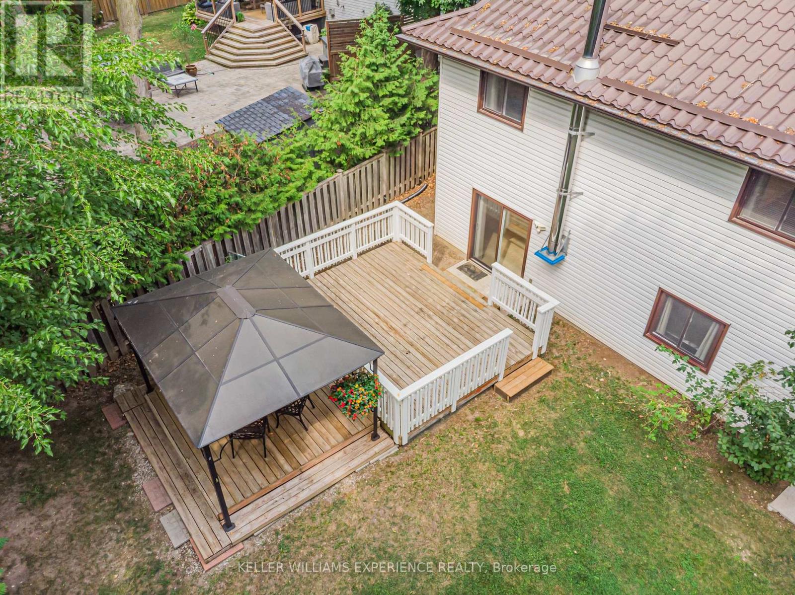 2030 Lilac Drive, Innisfil, Ontario  L9S 1Y9 - Photo 11 - N13248144