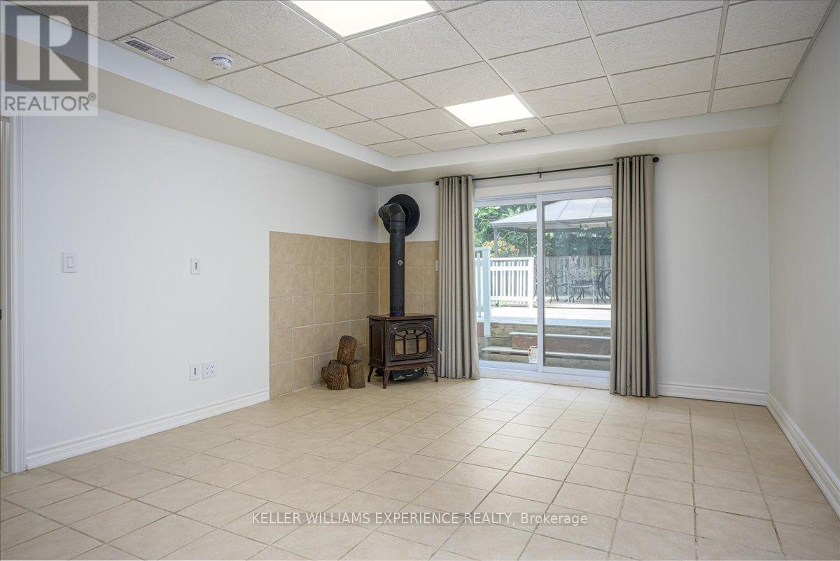 2030 Lilac Drive, Innisfil, Ontario  L9S 1Y9 - Photo 23 - N13248144