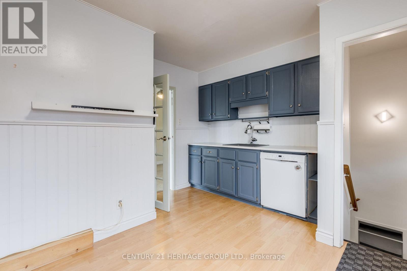 69 Lindsay Avenue, Newmarket, Ontario  L3Y 4N7 - Photo 14 - N13248160