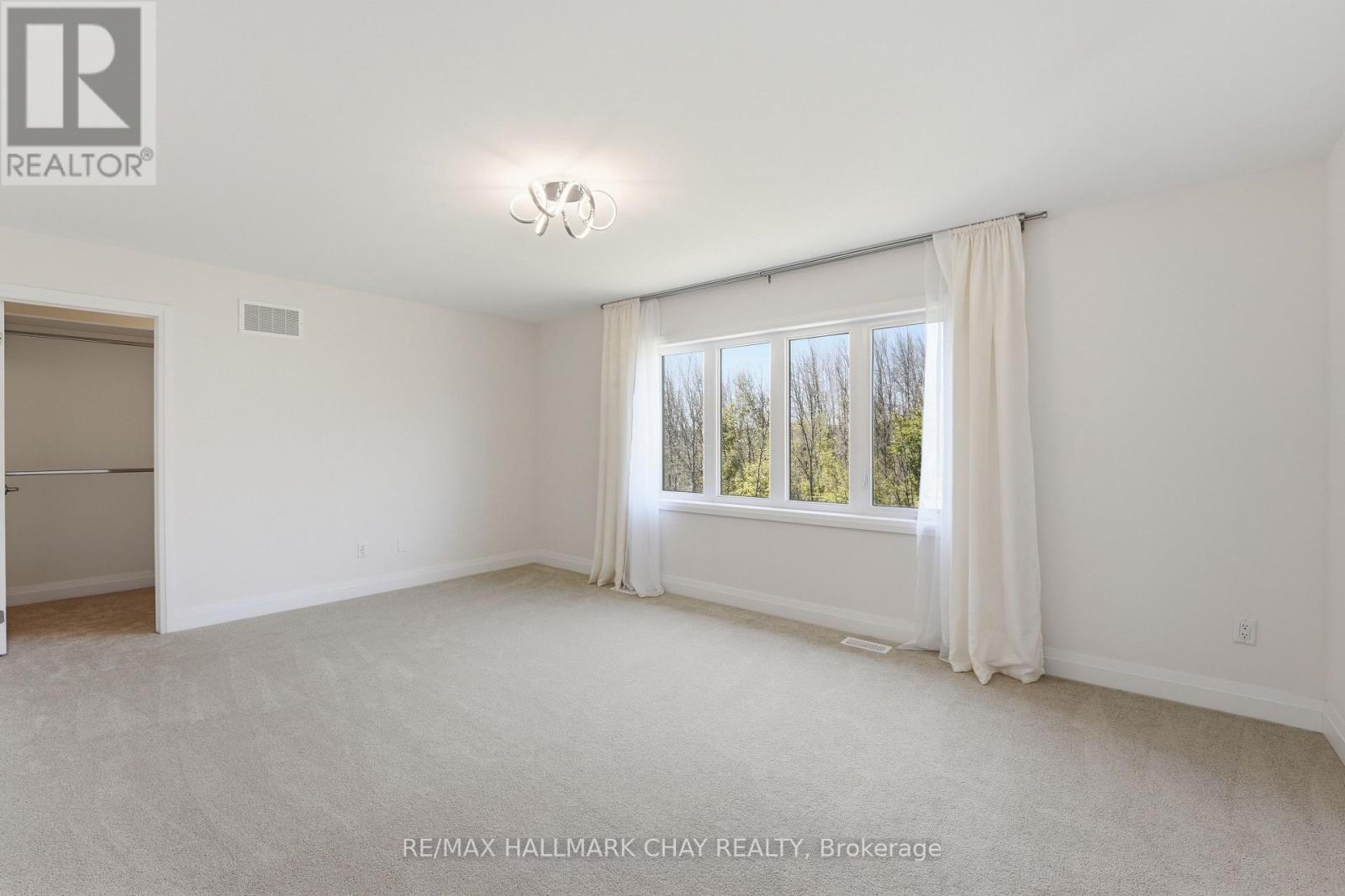 25 Del Ray Crescent, Wasaga Beach, Ontario  L9Z 0N7 - Photo 12 - S13248098