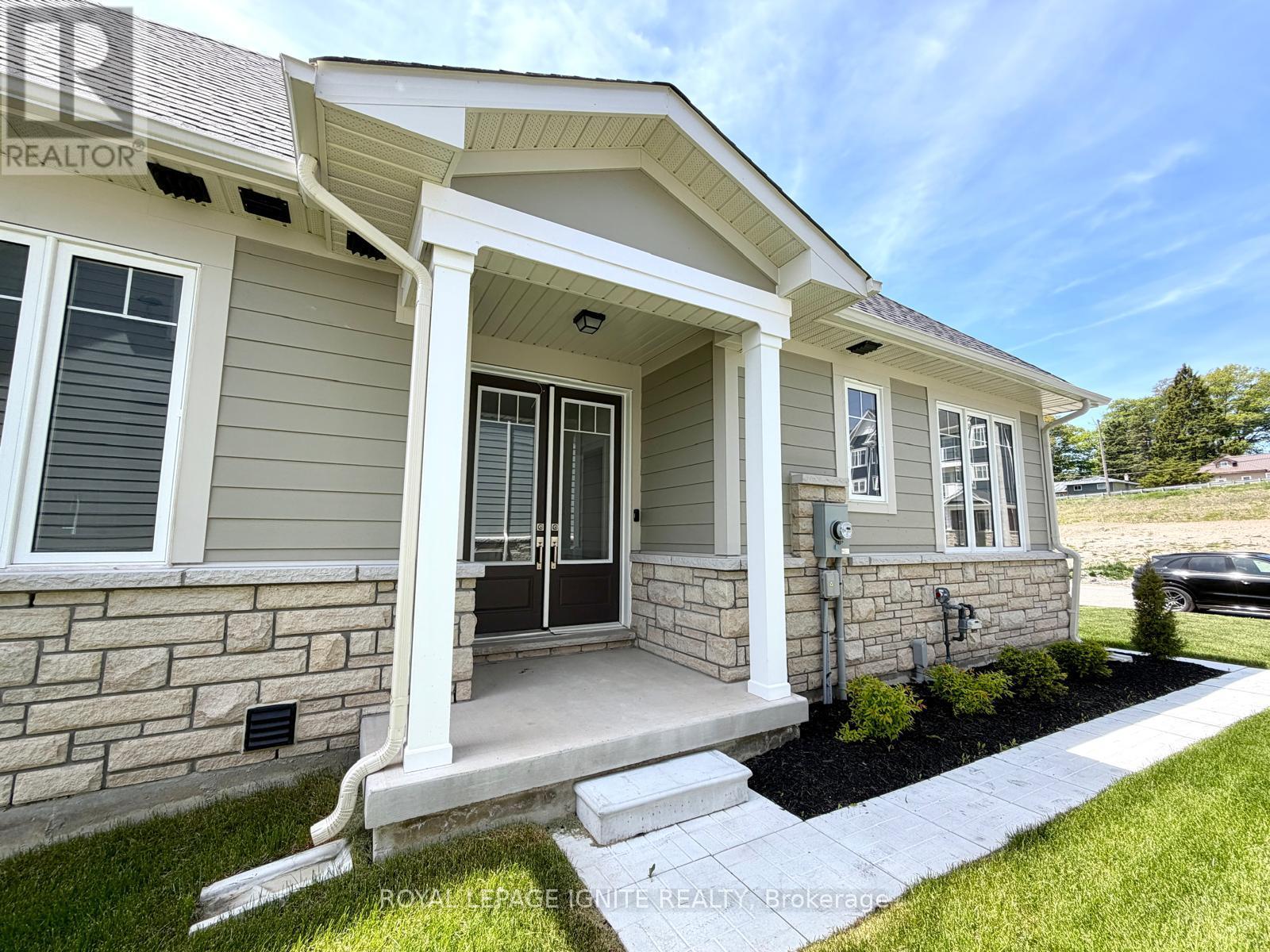 535 Hudson Crescent, Midland, Ontario  L4R 0J2 - Photo 2 - S13248218