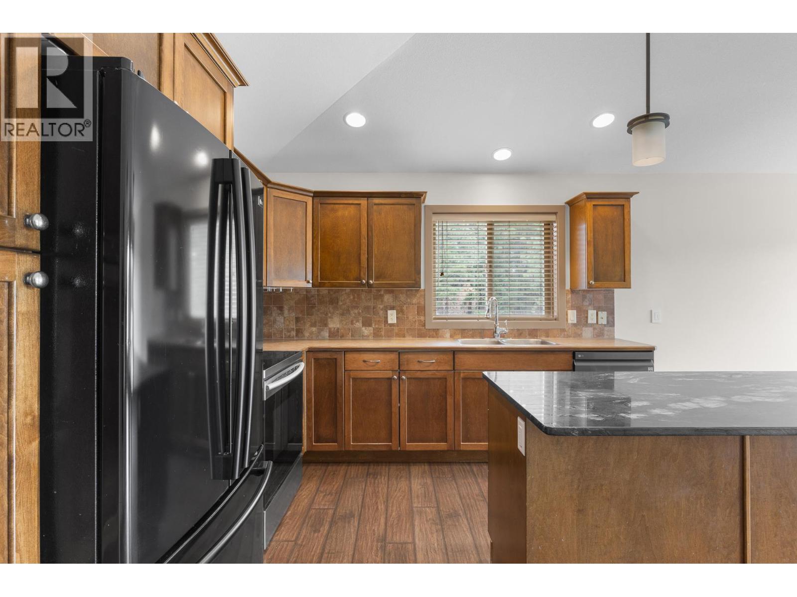 1939 Rosealee Lane West Kelowna Photo 5