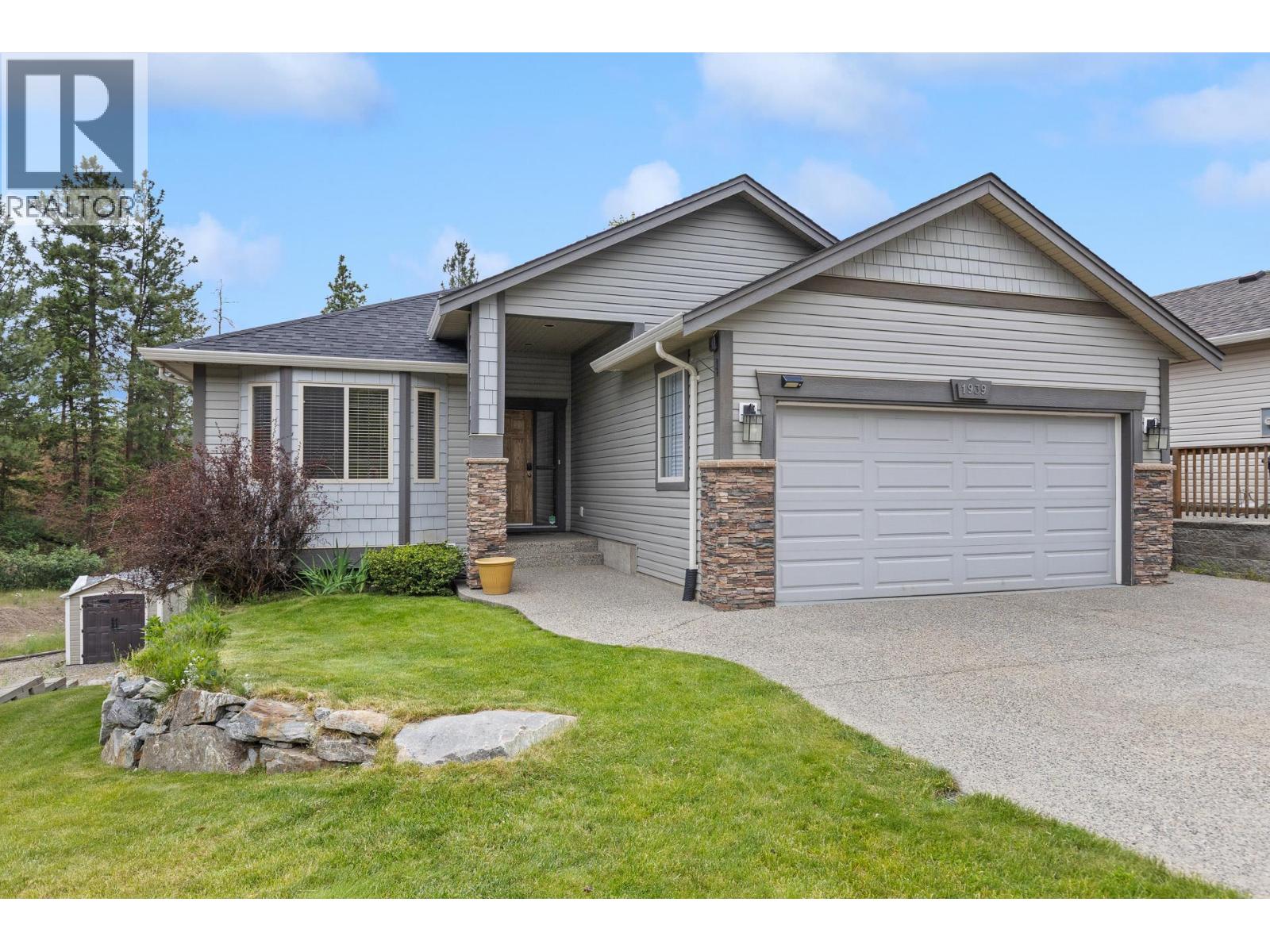 1939 Rosealee Lane West Kelowna Photo 69