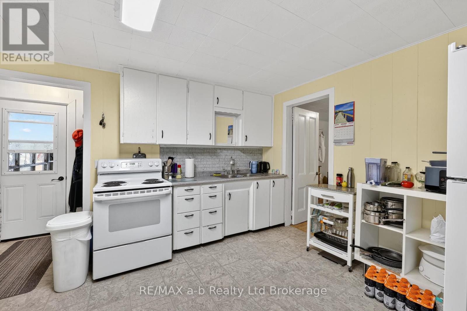 44 & 46 Main Street W, Norwich, Ontario  N0J 1P0 - Photo 24 - X13248444
