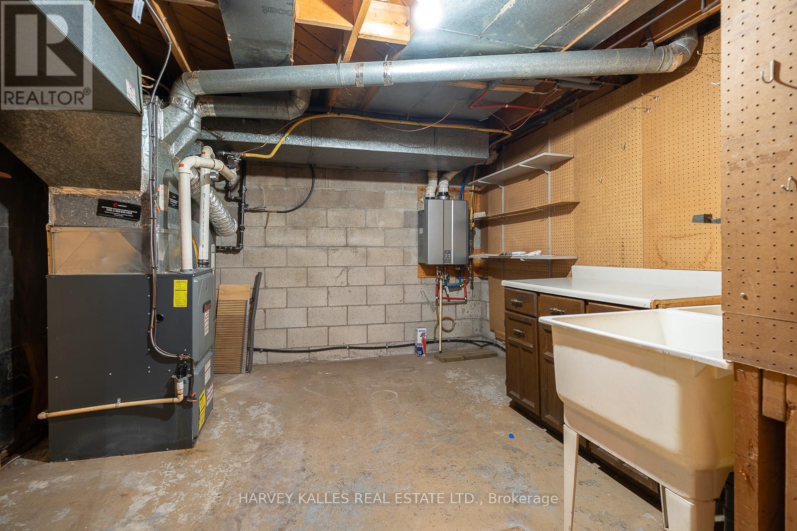 1033 Fair Birch Drive, Mississauga, Ontario  L5H 1M4 - Photo 37 - W13248000