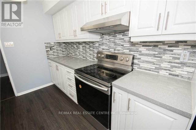 909 - 4450 Tucana Court, Mississauga, Ontario  L5R 3R4 - Photo 8 - W13248120