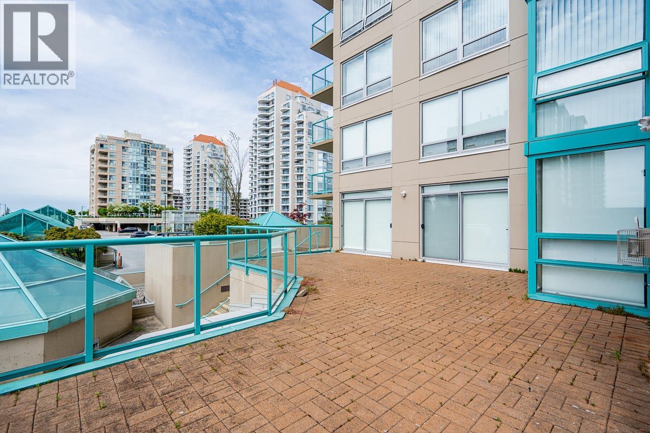 1002 612 Sixth Street, New Westminster, British Columbia  V3L 5V2 - Photo 35 - R3132410