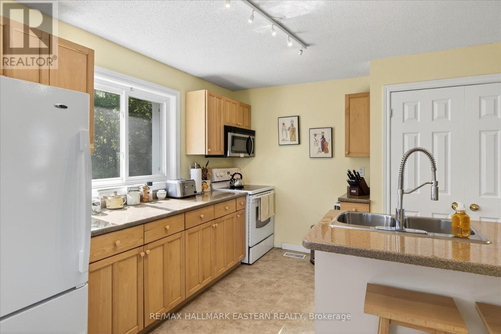 794 Morton Line, Cavan Monaghan, Ontario  L0A 1C0 - Photo 13 - X13248364
