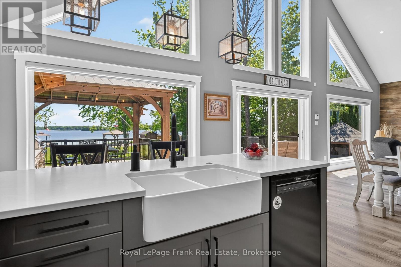 210 Lakeshore Drive, Kawartha Lakes, Ontario  K0M 1A0 - Photo 15 - X13248590