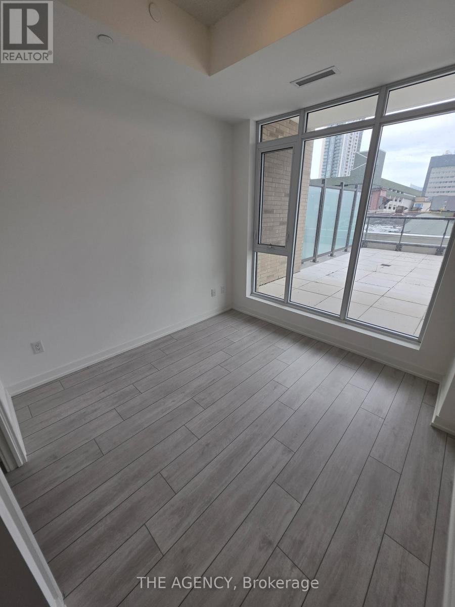 215 - 55 Duke Street, Kitchener, Ontario  N2H 0C9 - Photo 12 - X13248134