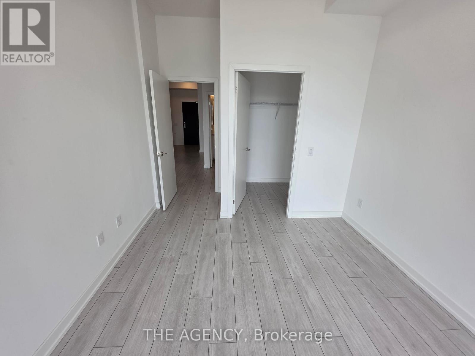 215 - 55 Duke Street, Kitchener, Ontario  N2H 0C9 - Photo 8 - X13248134