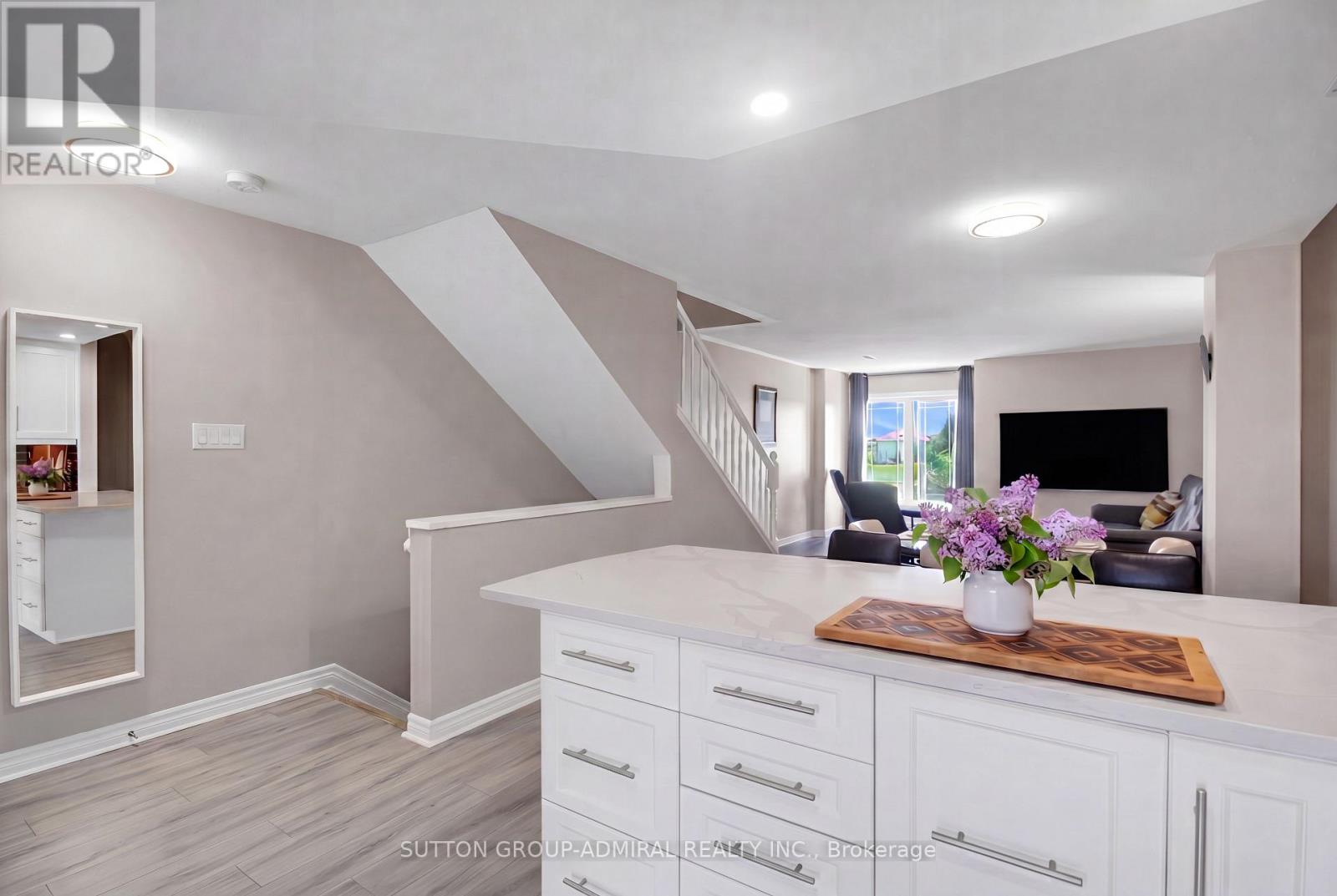 439b Chapman Mills Drive, Ottawa, Ontario  K2J 5P4 - Photo 2 - X13248154