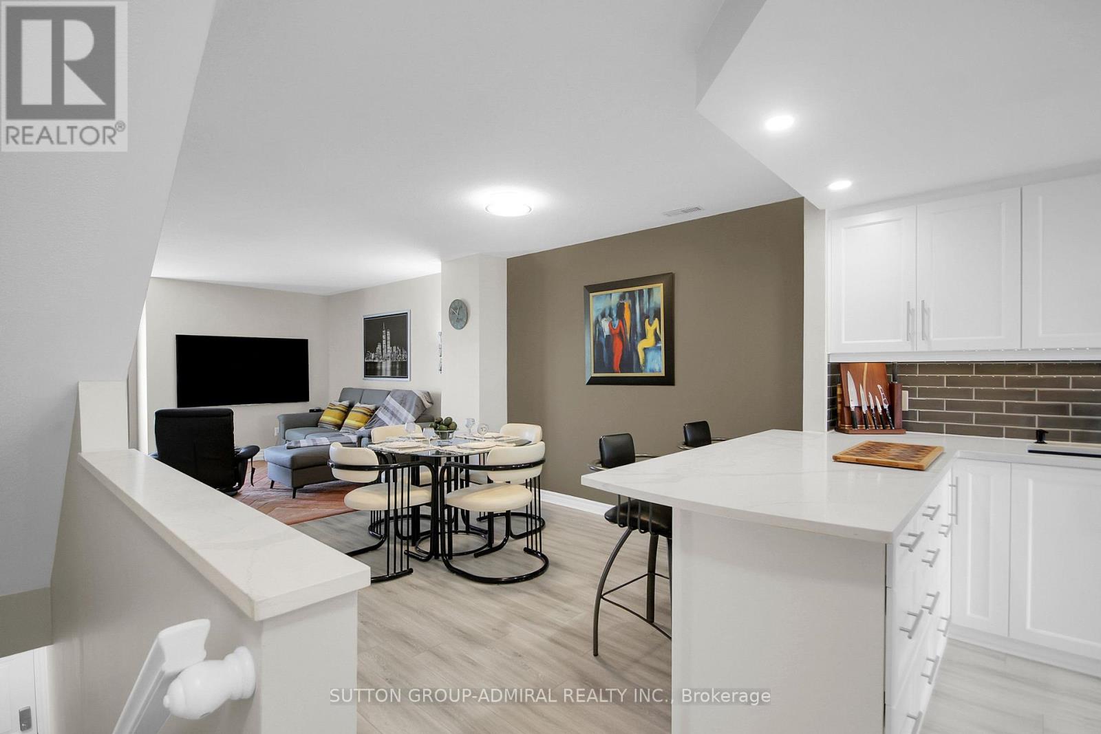 439b Chapman Mills Drive, Ottawa, Ontario  K2J 5P4 - Photo 3 - X13248154