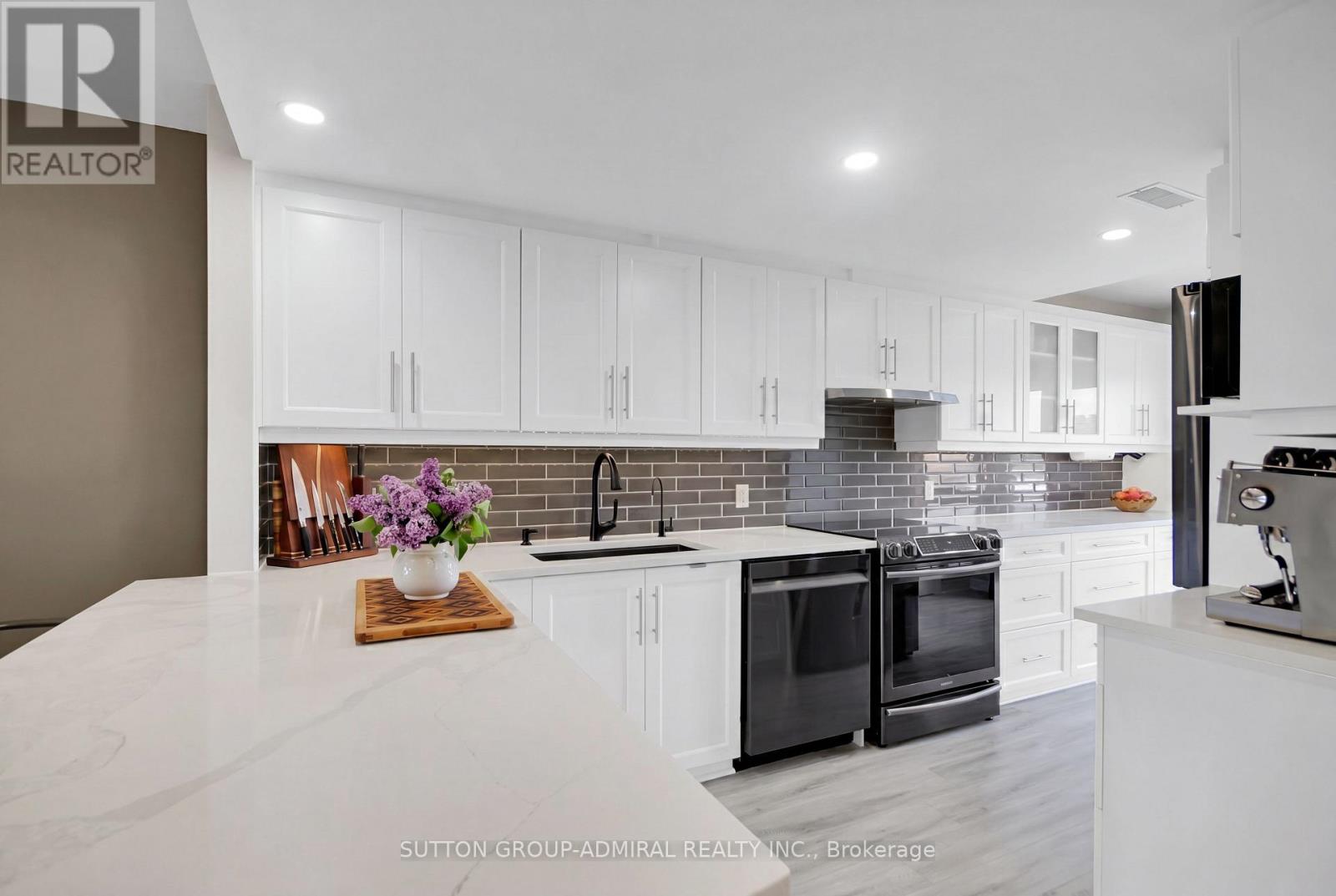 439b Chapman Mills Drive, Ottawa, Ontario  K2J 5P4 - Photo 4 - X13248154