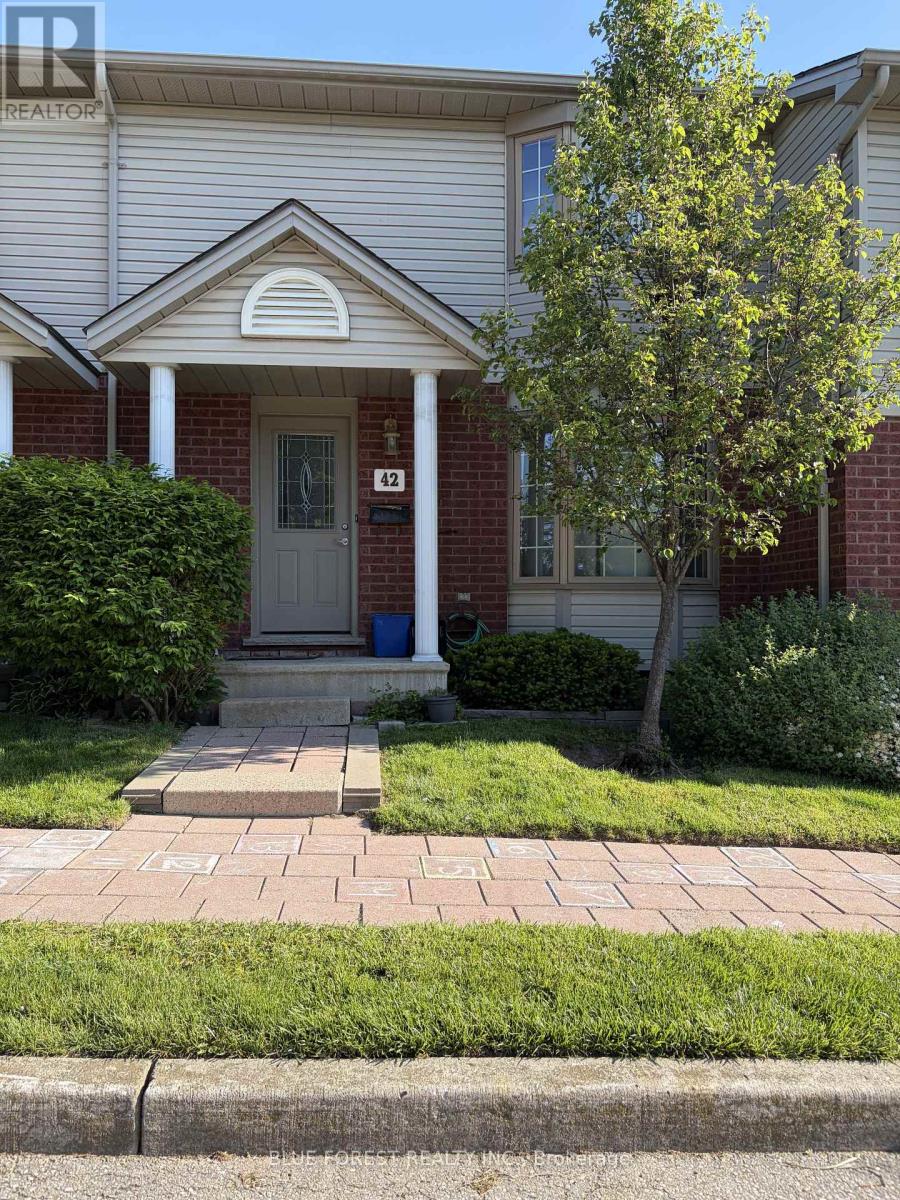 42 - 70 Chapman Court, London North, Ontario  N6G 4Z4 - Photo 2 - X13248416