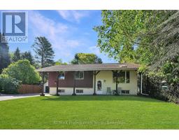 52 SOUTH WATER STREET, Minden Hills, Ontario