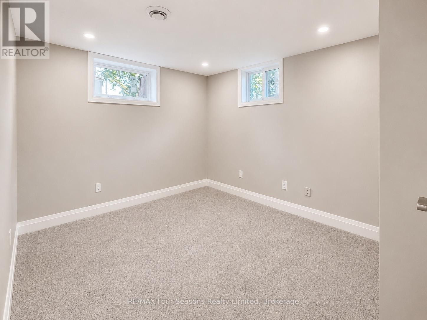23 Camille Court, Hamilton, Ontario  L8T 2C8 - Photo 16 - X13248574