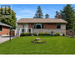 23 CAMILLE COURT, hamilton (huntington), Ontario