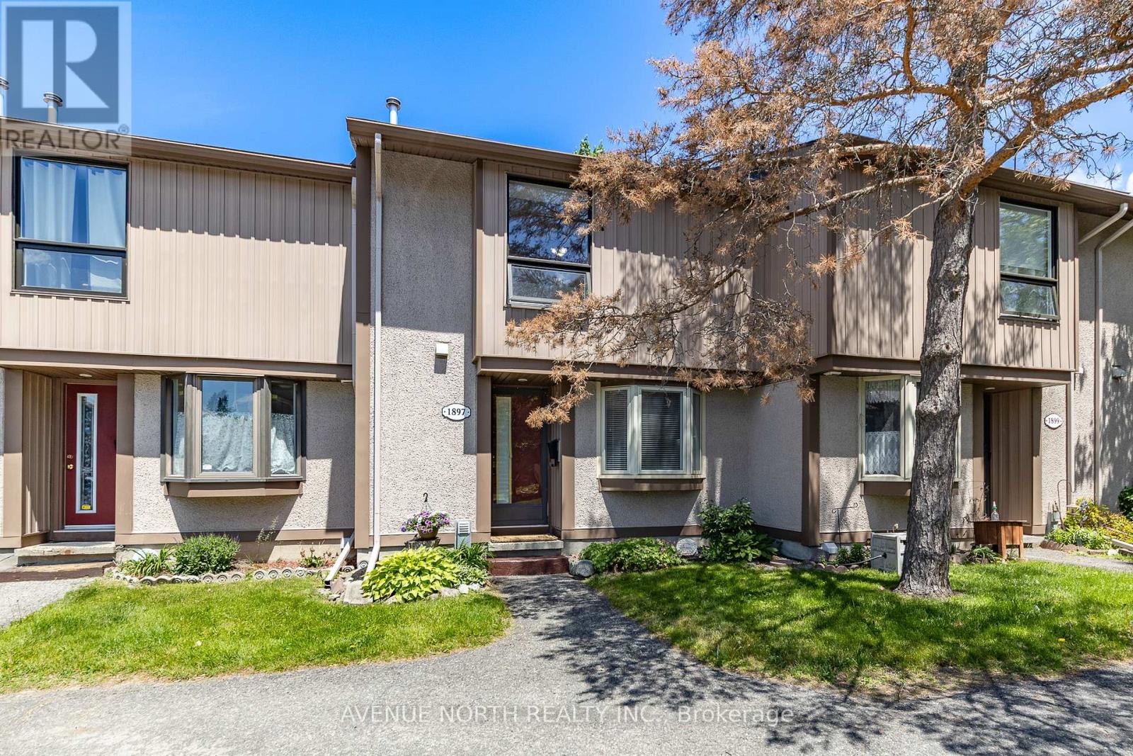 1897 STONEHENGE CRESCENT, Ottawa, Ontario