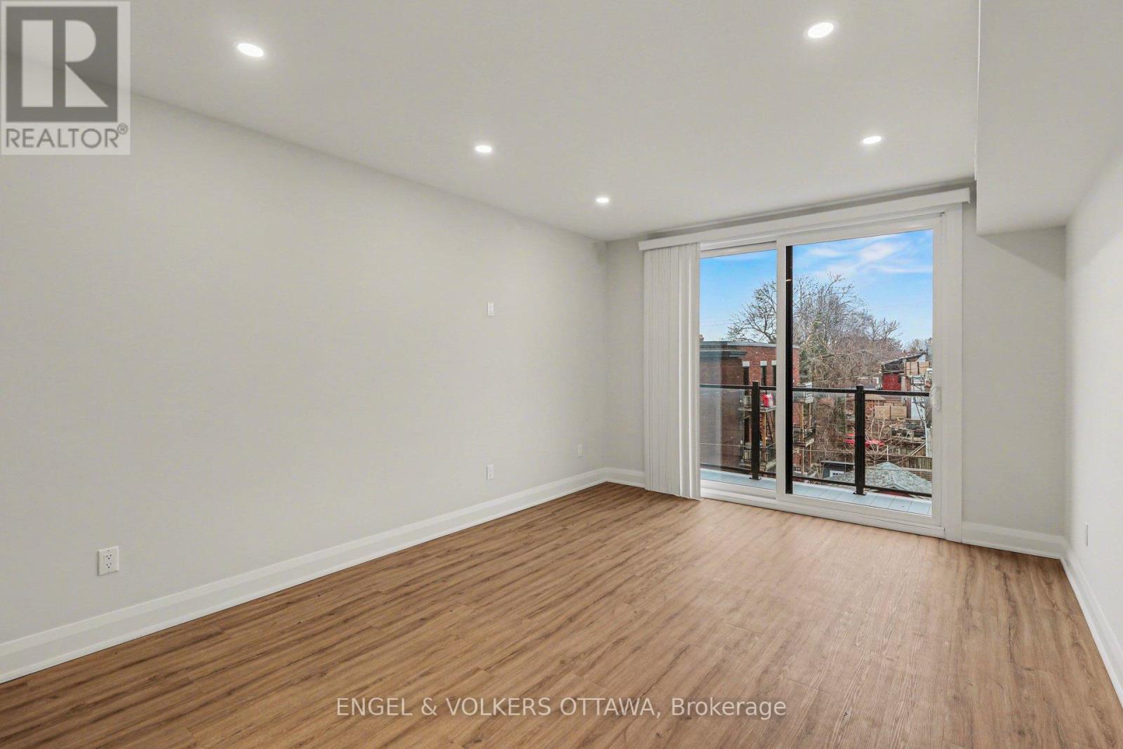 7 - 35 Monk Street, Ottawa, Ontario  K1S 3Y7 - Photo 3 - X13248486