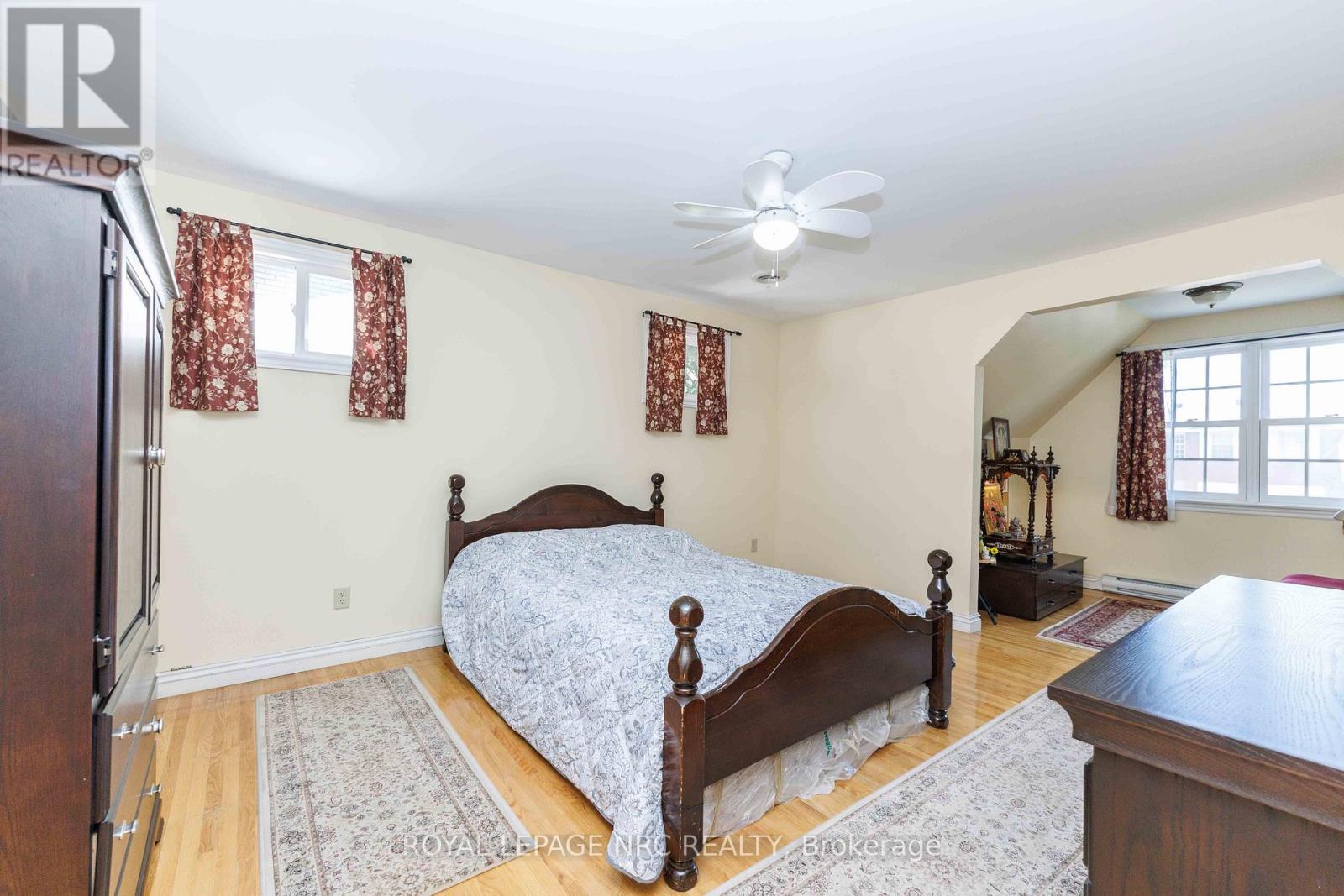 1273 Winding Trail, Mississauga, Ontario  L4Y 2T9 - Photo 21 - W13248556
