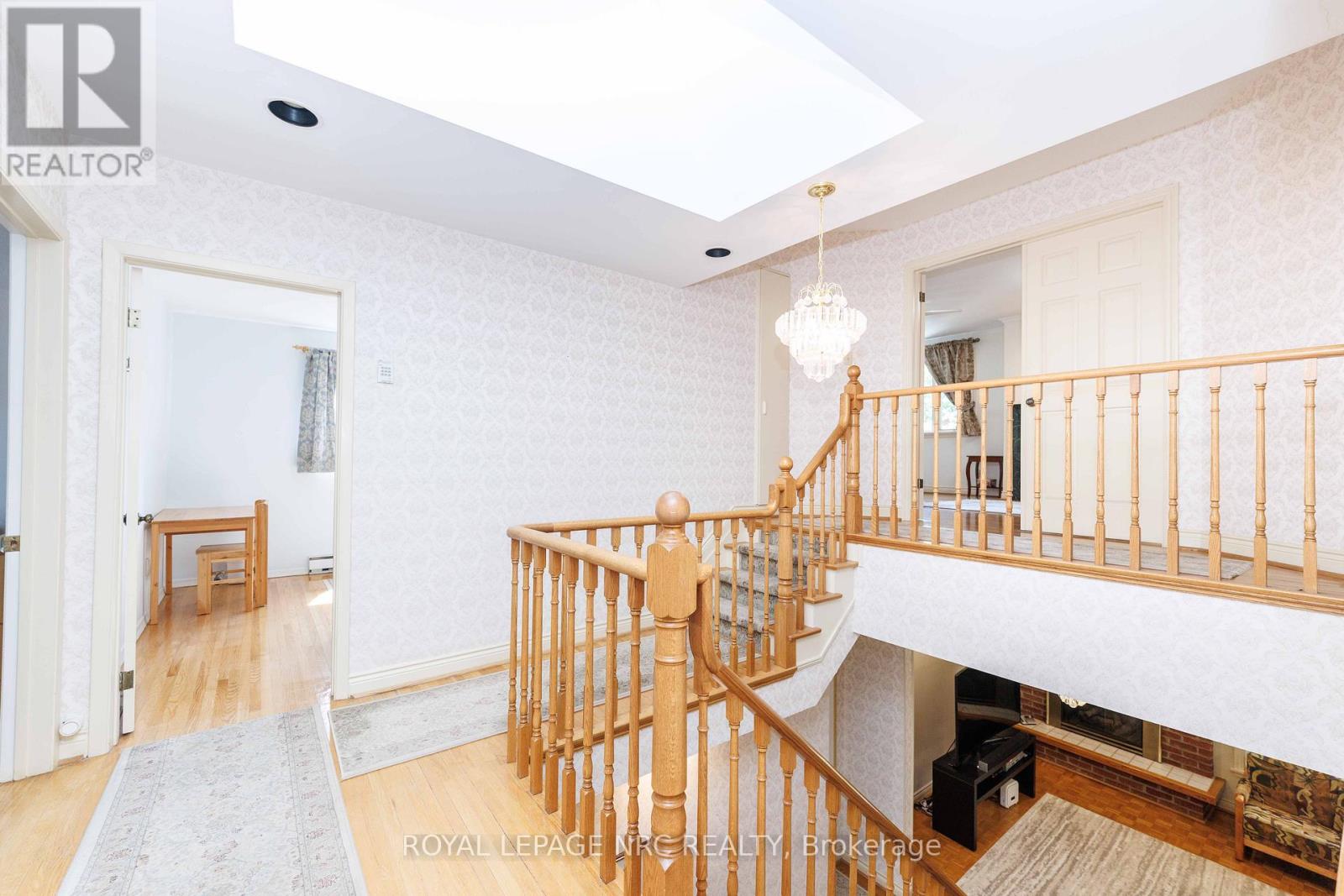 1273 Winding Trail, Mississauga, Ontario  L4Y 2T9 - Photo 25 - W13248556