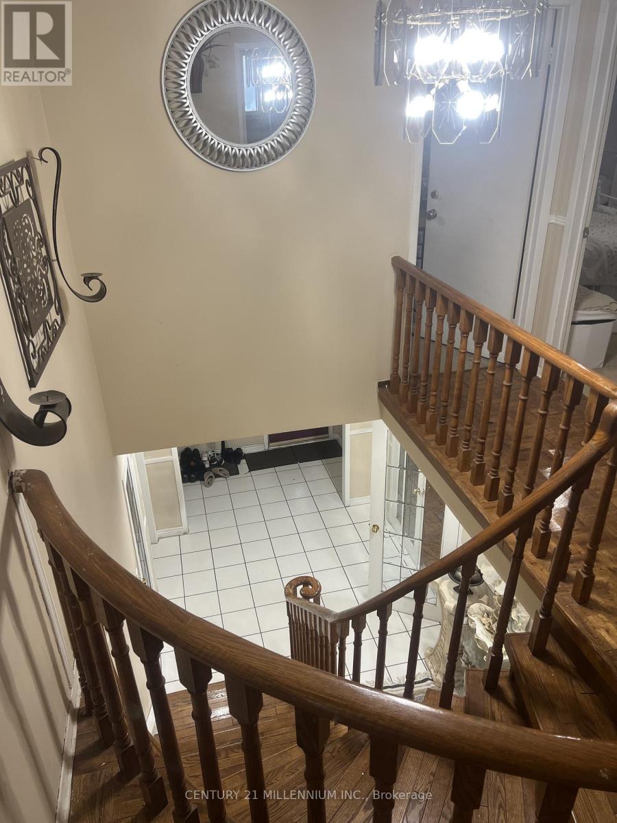 175 Vodden Street W, Brampton, Ontario  L6X 2W8 - Photo 15 - W12868130