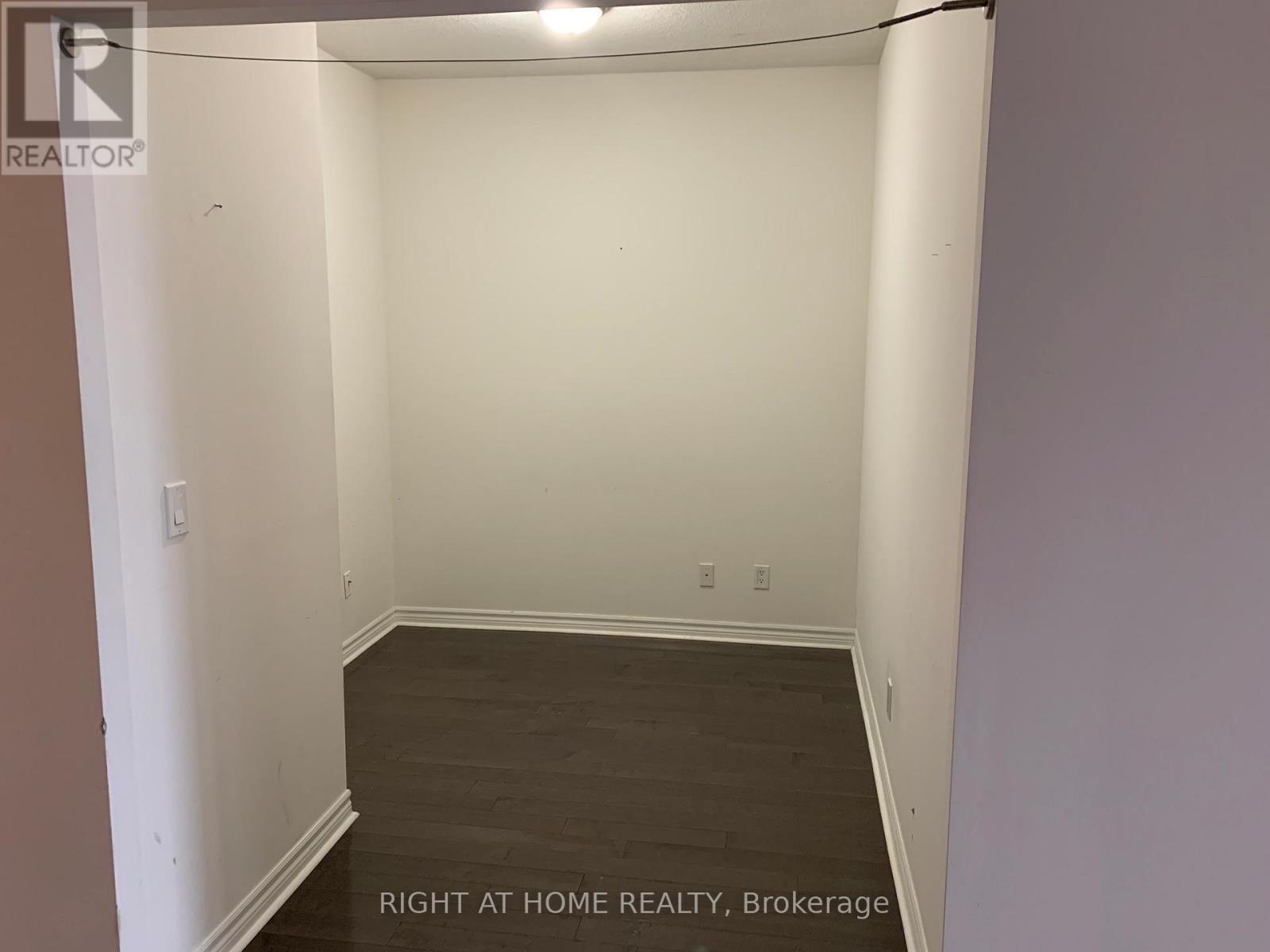 2711 - 4080 Living Arts Drive, Mississauga, Ontario  L5B 4N3 - Photo 8 - W13246354
