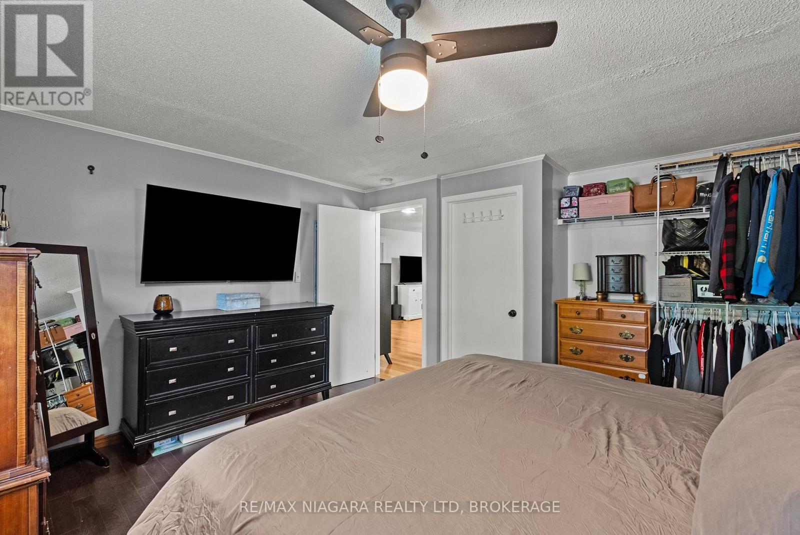 25 Mildred Avenue, St. Catharines, Ontario  L2R 6J2 - Photo 17 - X13248318