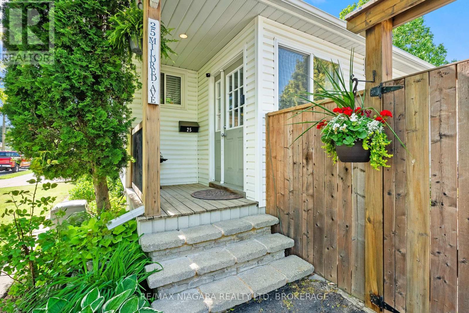 25 Mildred Avenue, St. Catharines, Ontario  L2R 6J2 - Photo 5 - X13248318