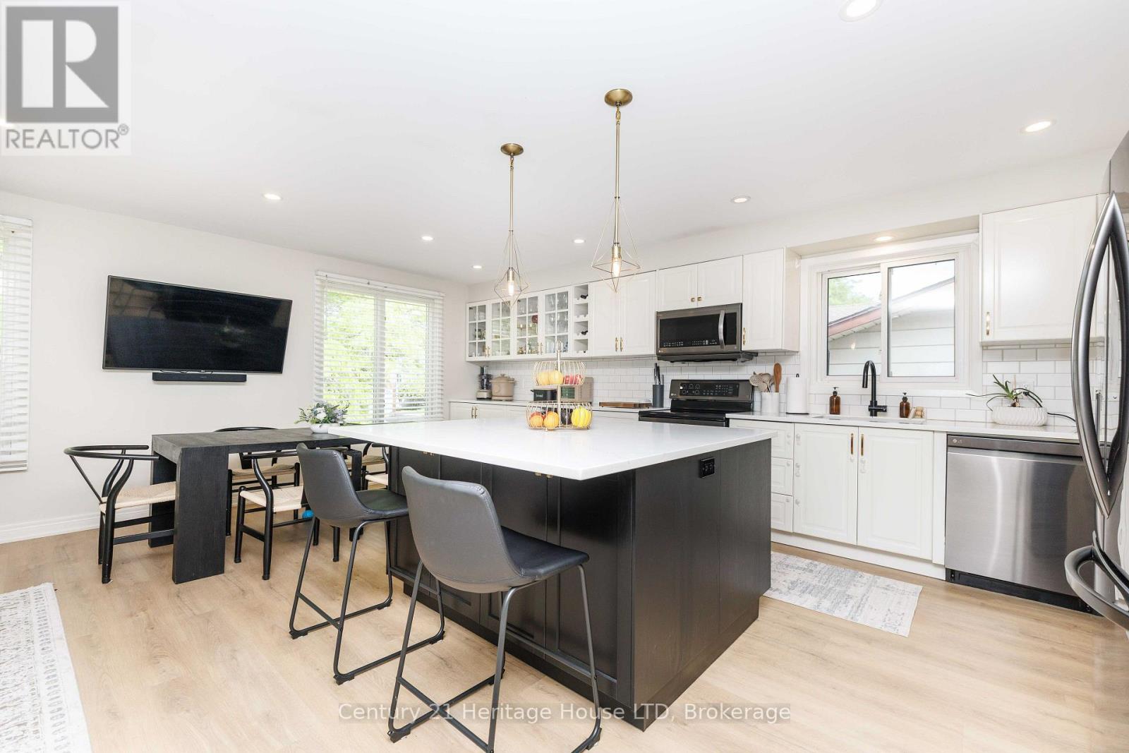 6046 Eldorado Avenue, Niagara Falls, Ontario  L2H 2E7 - Photo 8 - X13248398