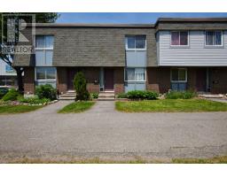 1743 HEATHERINGTON ROAD, Ottawa, Ontario