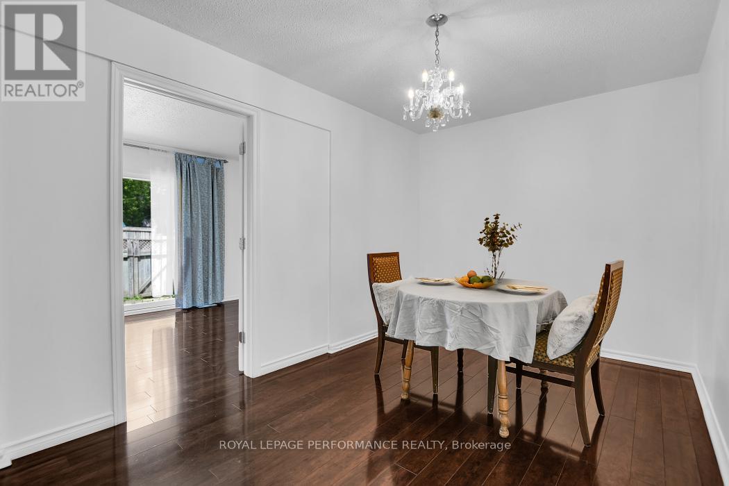 1743 Heatherington Road, Ottawa, Ontario  K1V 8T8 - Photo 12 - X13234950