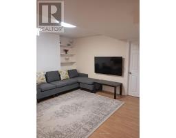 17 WALDRON CRESCENT, Richmond Hill, Ontario