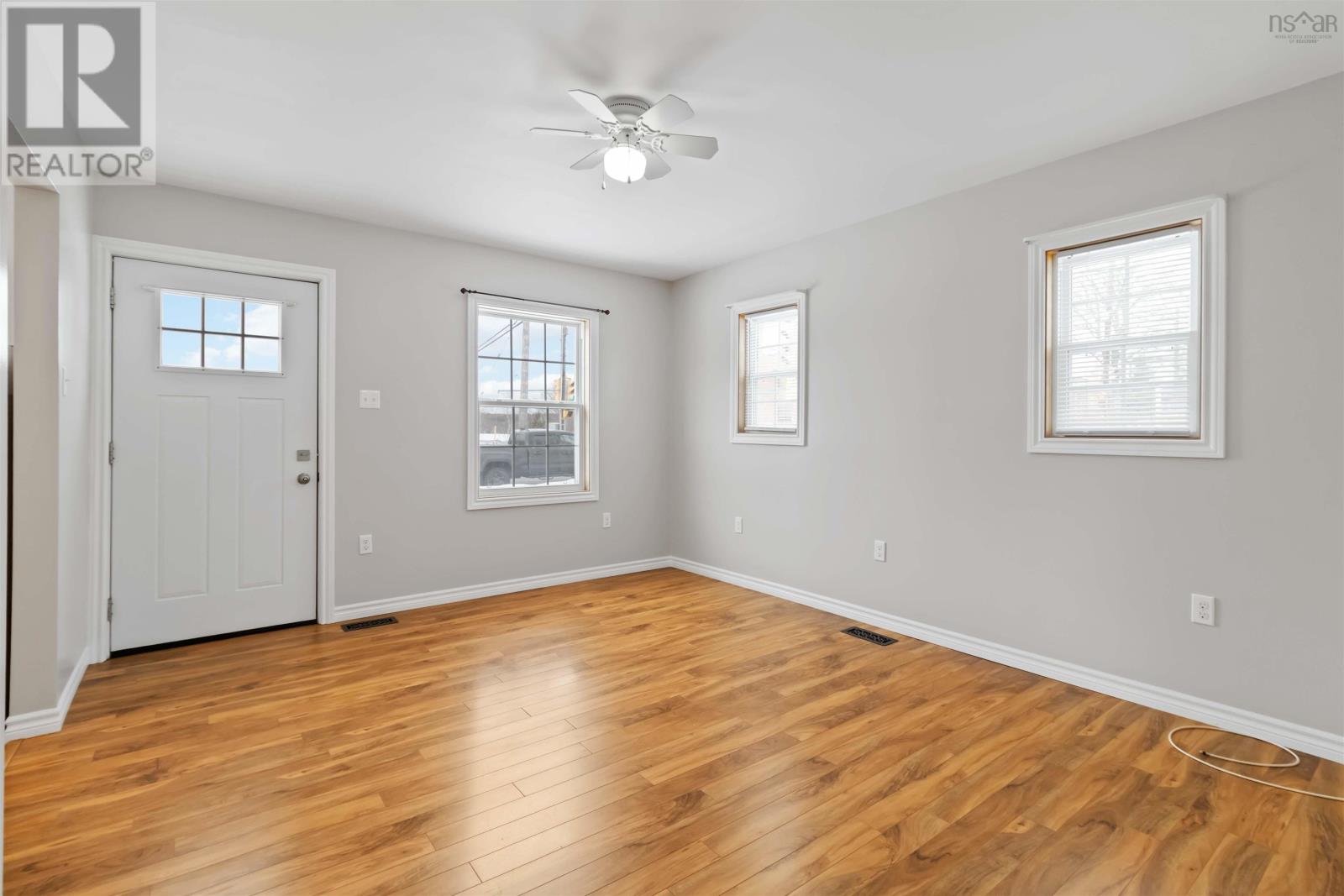 112 North Street, Bridgewater, Nova Scotia  B4V 2V6 - Photo 4 - 202602628