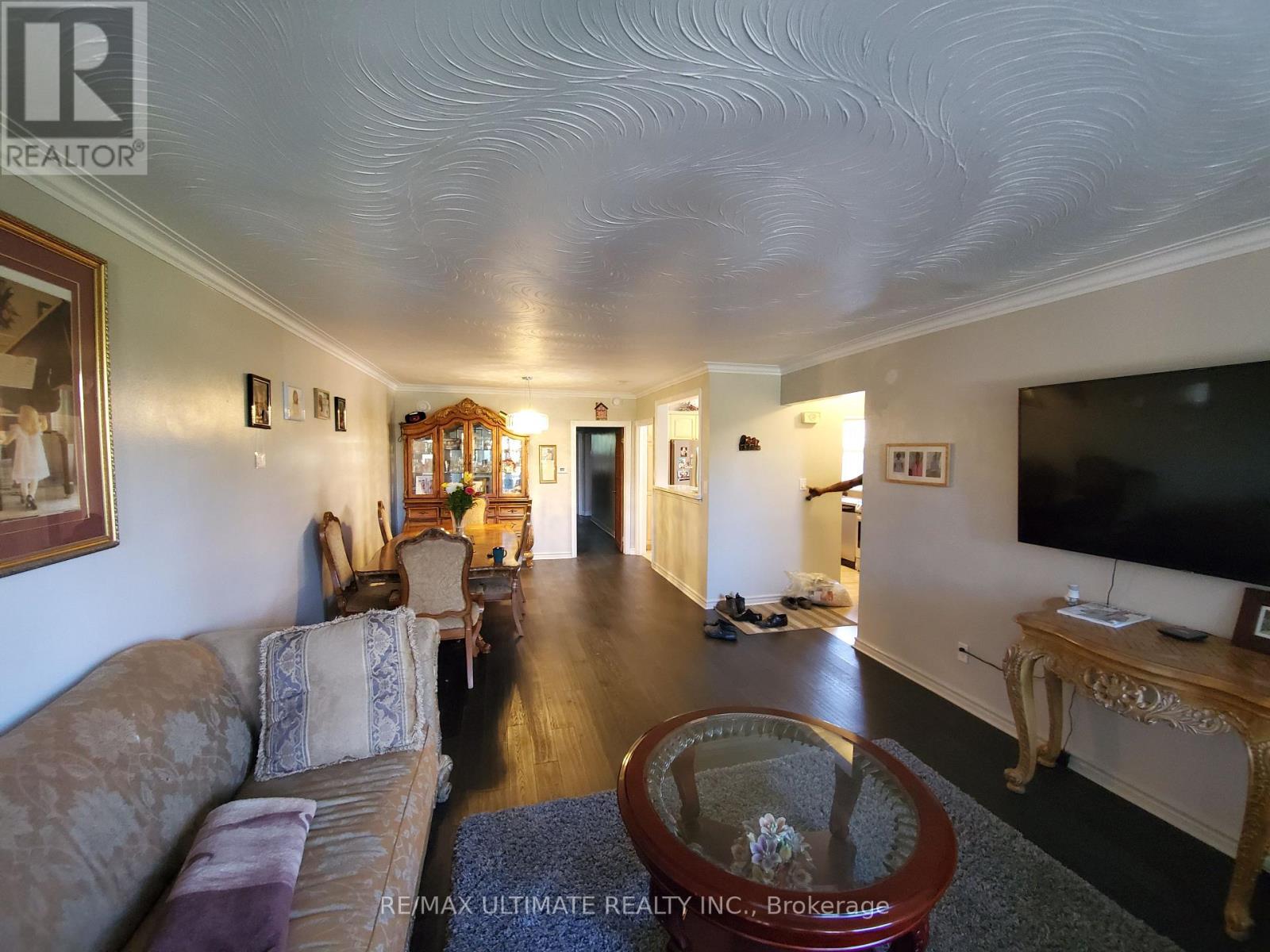 #2 - 23 Elway Court, Toronto, Ontario  M6B 2N7 - Photo 8 - W13242962