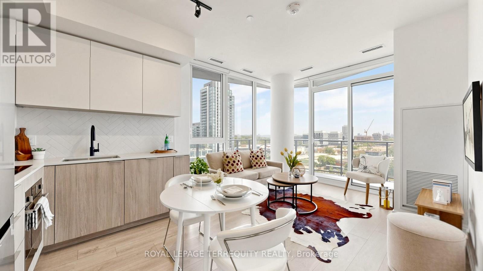 904 - 36 ZORRA STREET, Toronto, Ontario