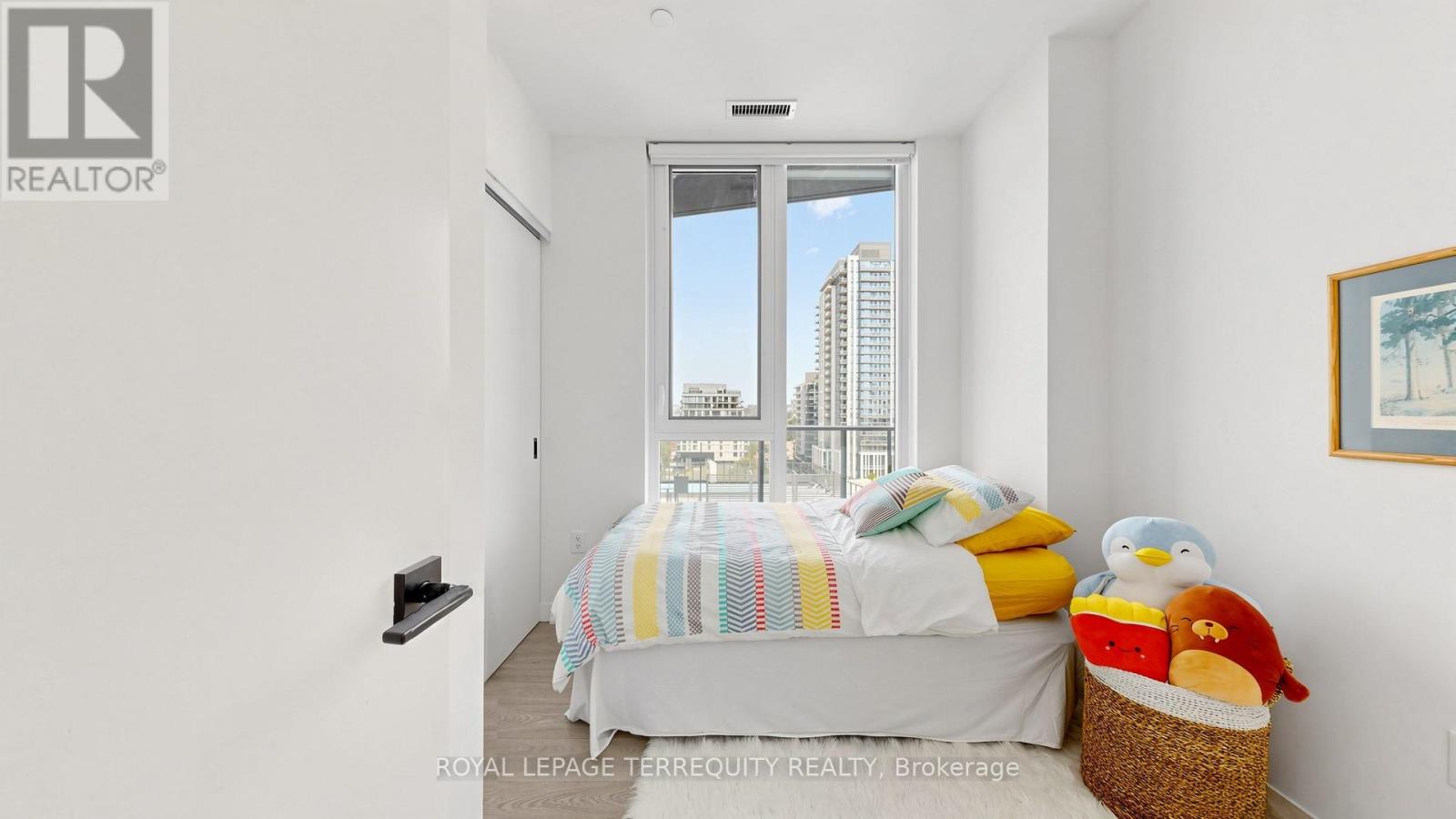904 - 36 Zorra Street, Toronto, Ontario  M8Z 0G5 - Photo 18 - W13248110