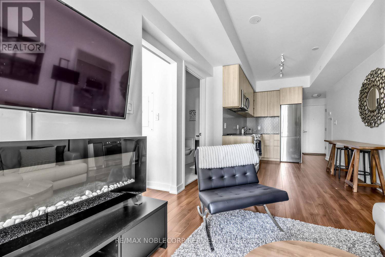 1705 - 30 Ordnance Street, Toronto, Ontario  M6K 0C8 - Photo 15 - C13248454