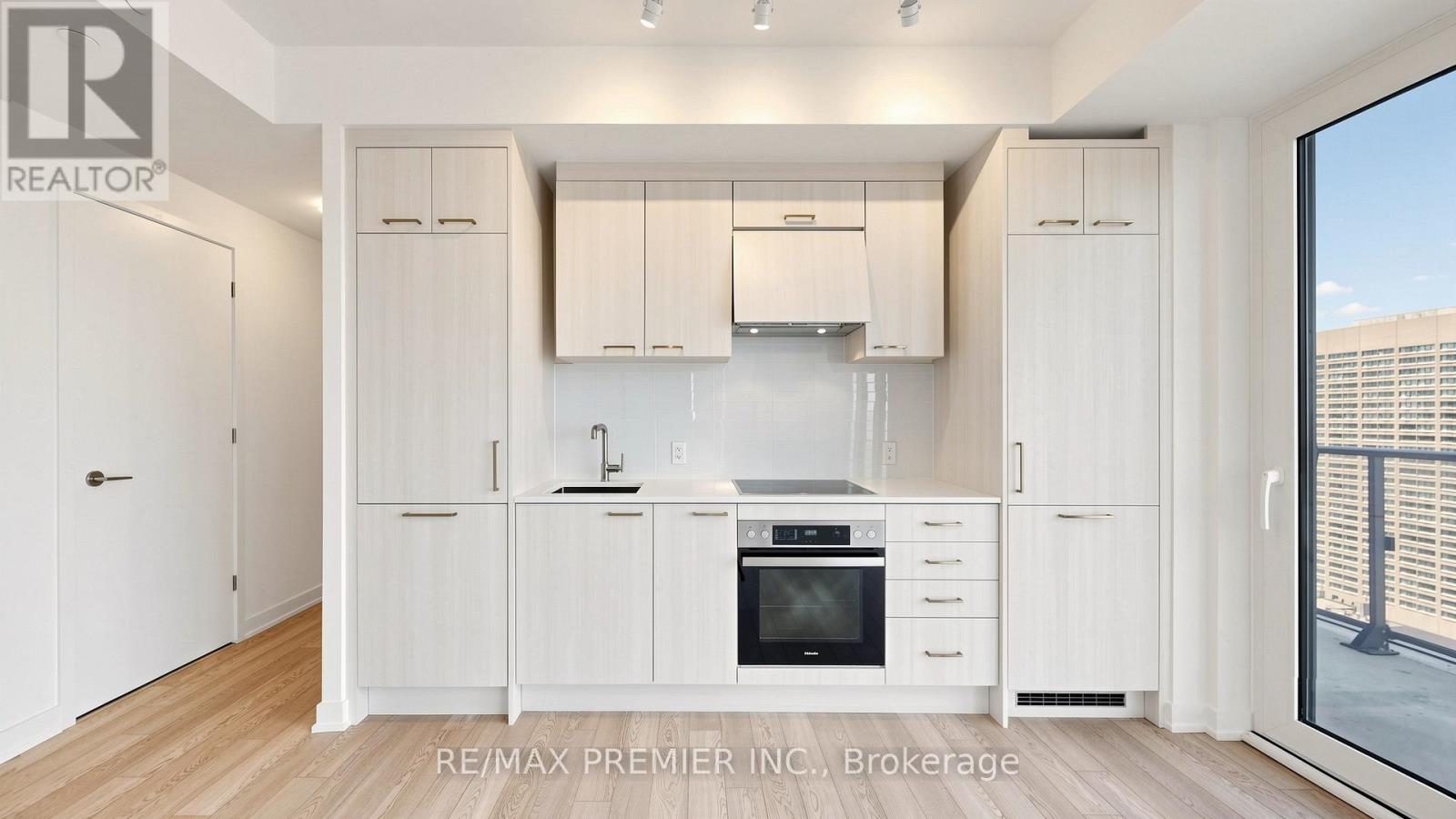 3305 - 634 Church Street, Toronto, Ontario  M4Y 0G9 - Photo 10 - C13248458
