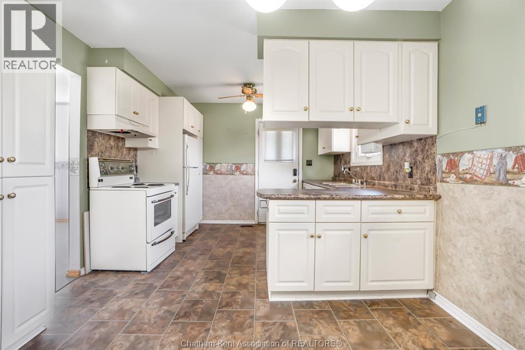 115 Parkwood Drive, Chatham, Ontario  N7M 2B1 - Photo 5 - 26012921