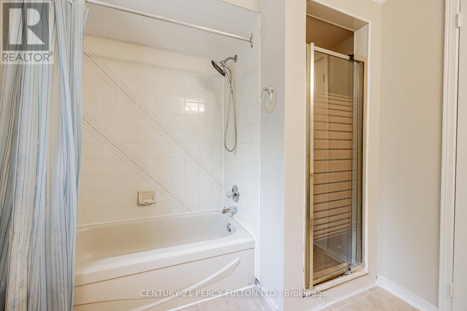 81 Ennisclare Place, Whitby, Ontario  L1R 1R9 - Photo 23 - E13248226