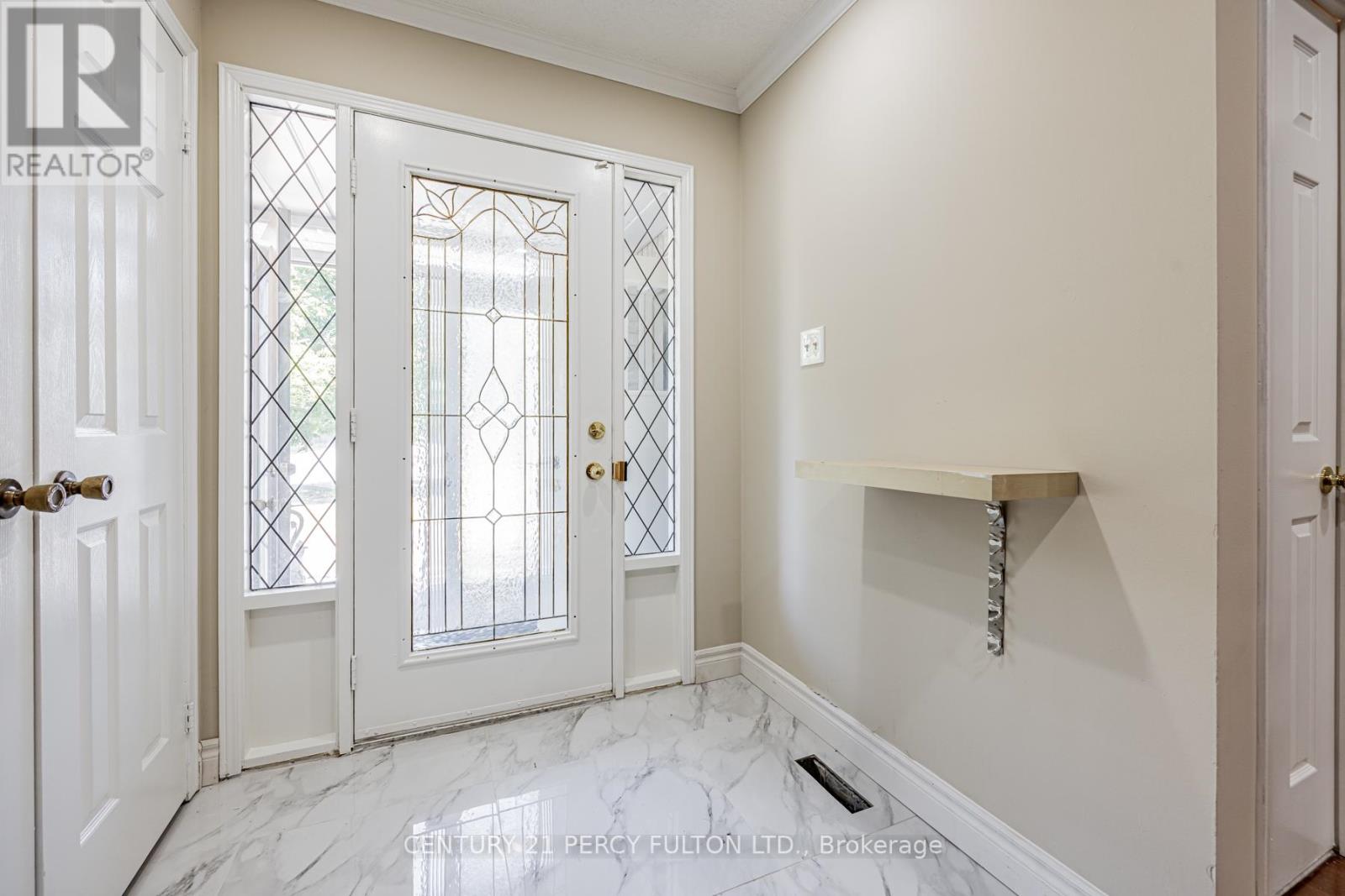 81 Ennisclare Place, Whitby, Ontario  L1R 1R9 - Photo 3 - E13248226