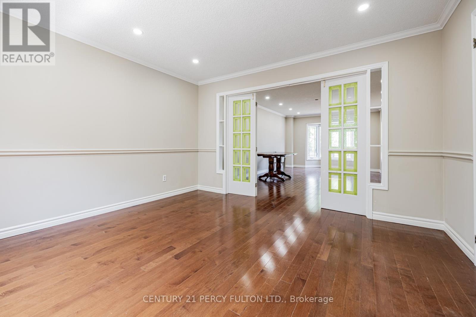 81 Ennisclare Place, Whitby, Ontario  L1R 1R9 - Photo 8 - E13248226