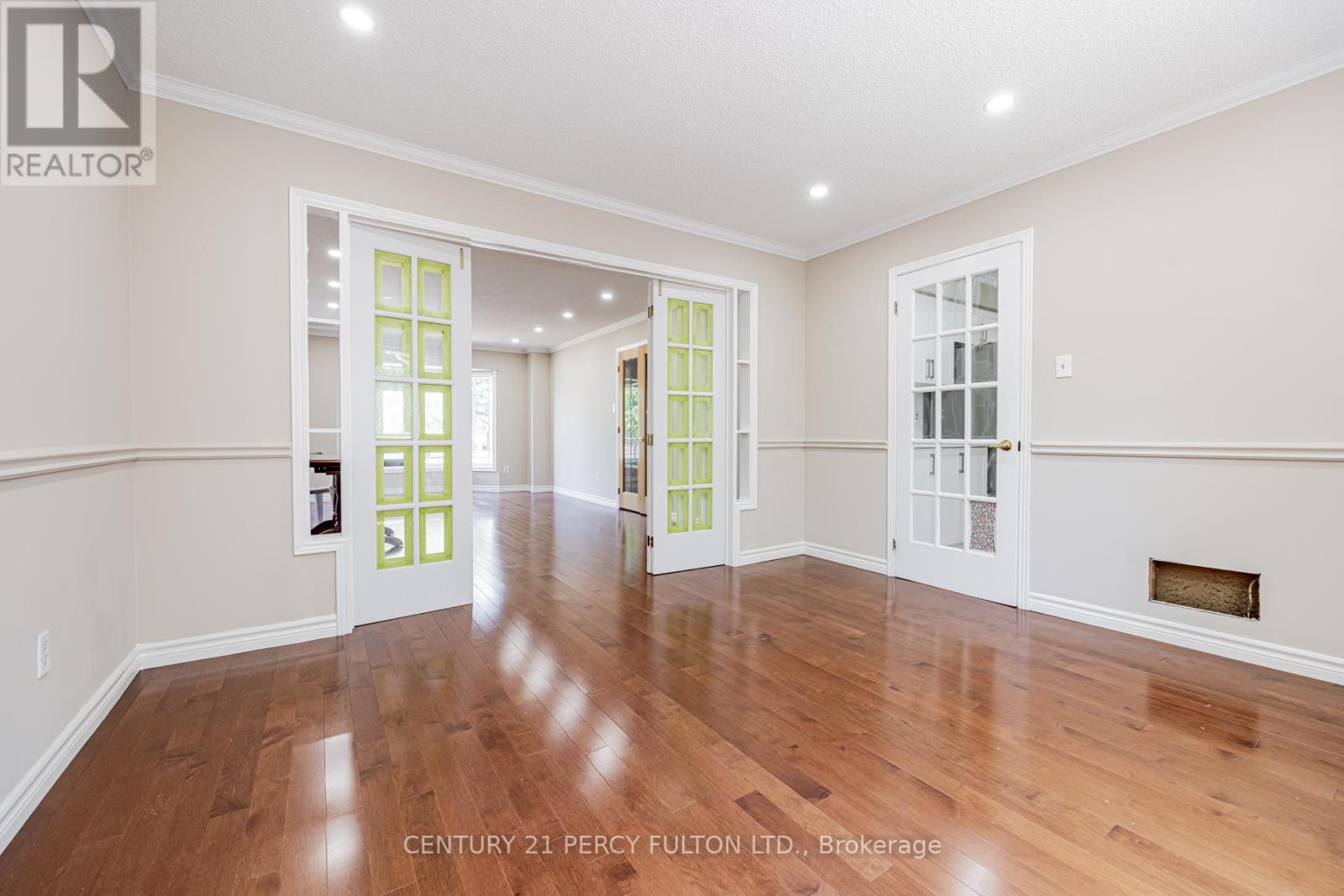81 Ennisclare Place, Whitby, Ontario  L1R 1R9 - Photo 9 - E13248226