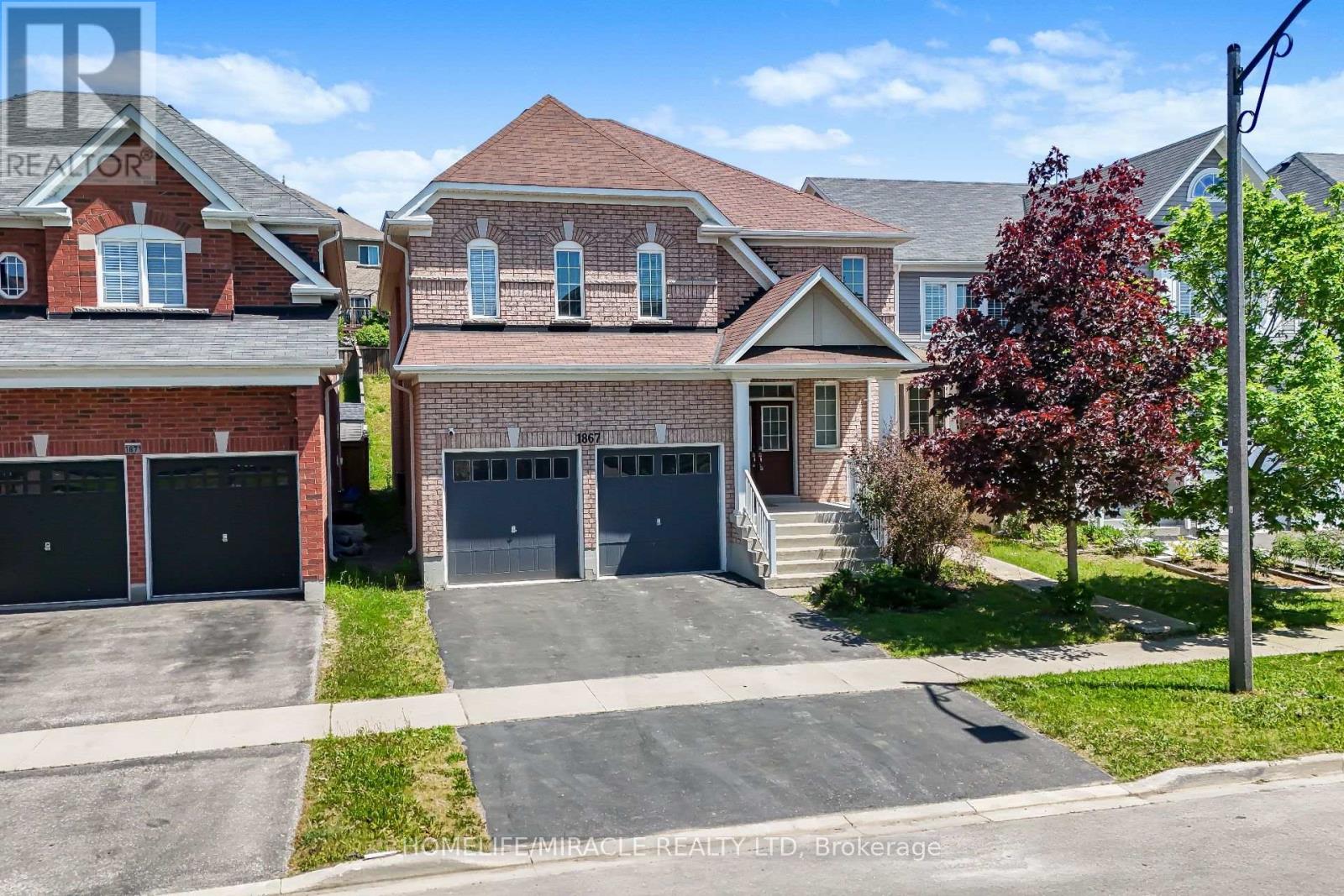 1867 Arborwood Drive, Oshawa, Ontario  L1K 0R3 - Photo 3 - E13248566
